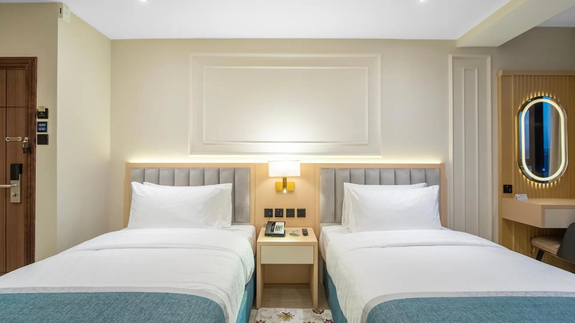 Grand Ambassador Hotel Dubai